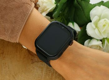 Smartwatch dziecięcy Garett Kids Essa 4G czarny damski przód.jpg